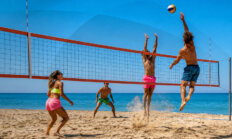 Belediyeden Plaj Voleybolu Şenliği