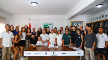 Bodrumspor Voleybolda İmza Şov