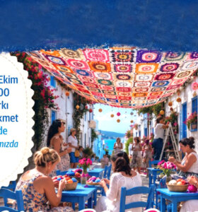 Bodrumlu Kadınlar Sokak için Örüyor