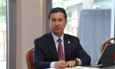 Ahmet Aras, CHP’den İstifa Etti