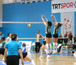 Bodrumspor Kadın Voleybol Takımı, evinde üzgün
