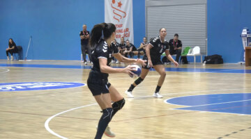 Denizin Kızları Evinde Şen: 31-27