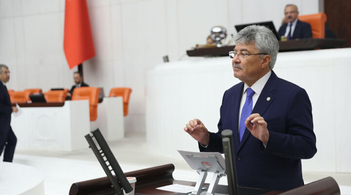 İyi Partili Ergun Zeytin Fiyatlarını Meclis Gündemine Taşıdı