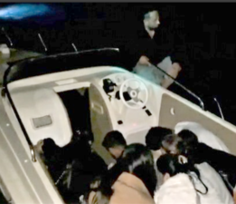 Bodrum Açıklarında 15 Göçmen ve 2 Kaçakçı Şüphelisi Yakalandı